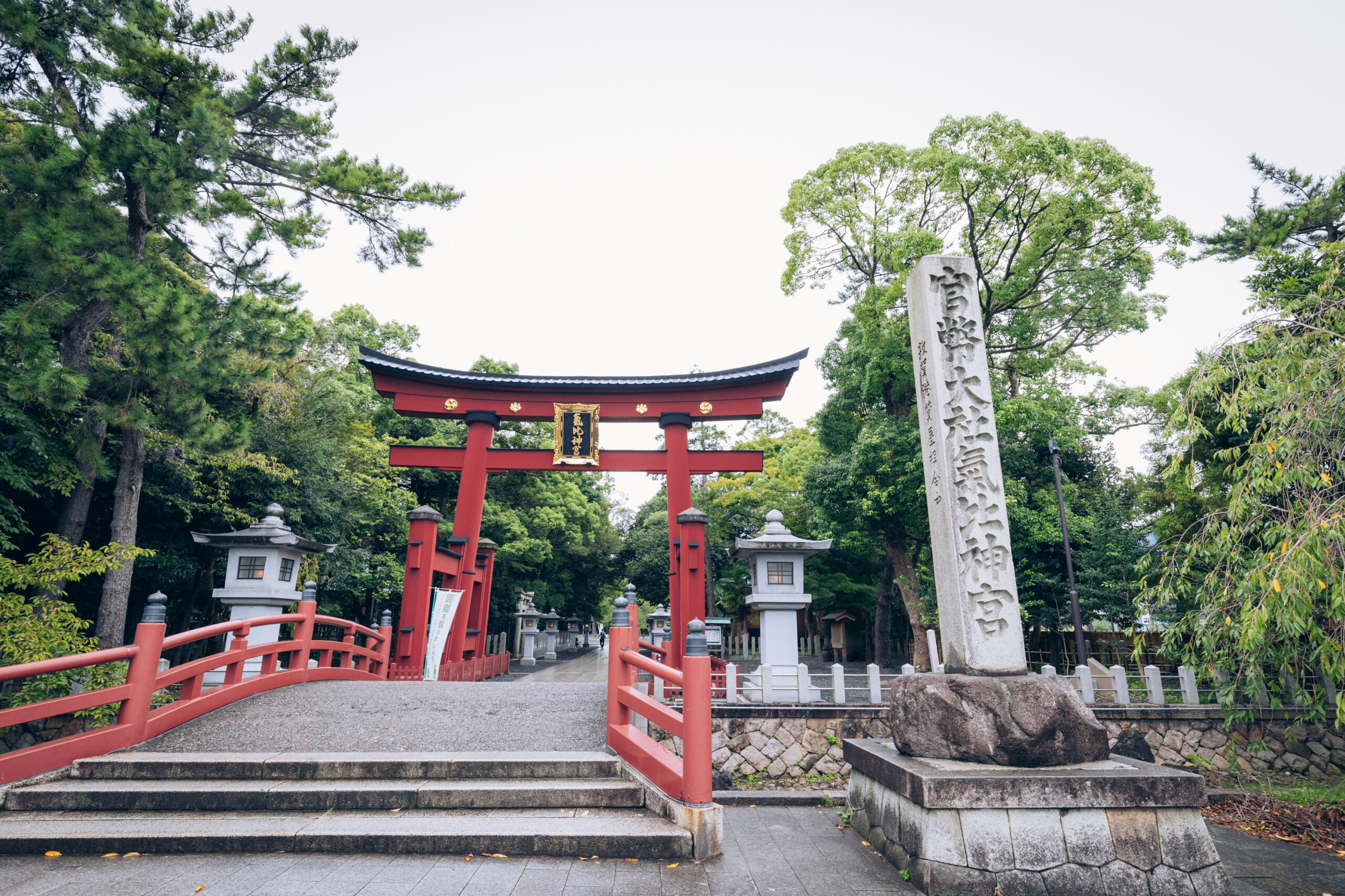 【氣比神宮】重要文化財の大鳥居と歴史が見守る、格式高い神前結婚式